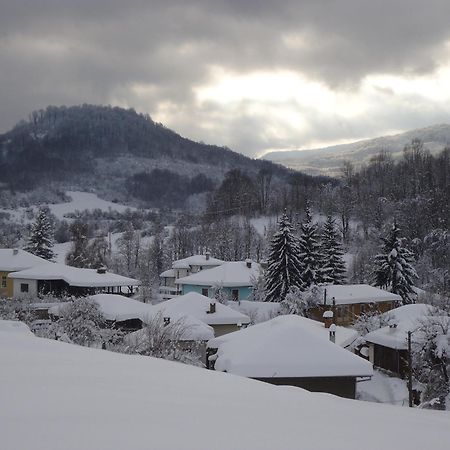 Kandaphery Guest Houses Miykovtsi エクステリア 写真