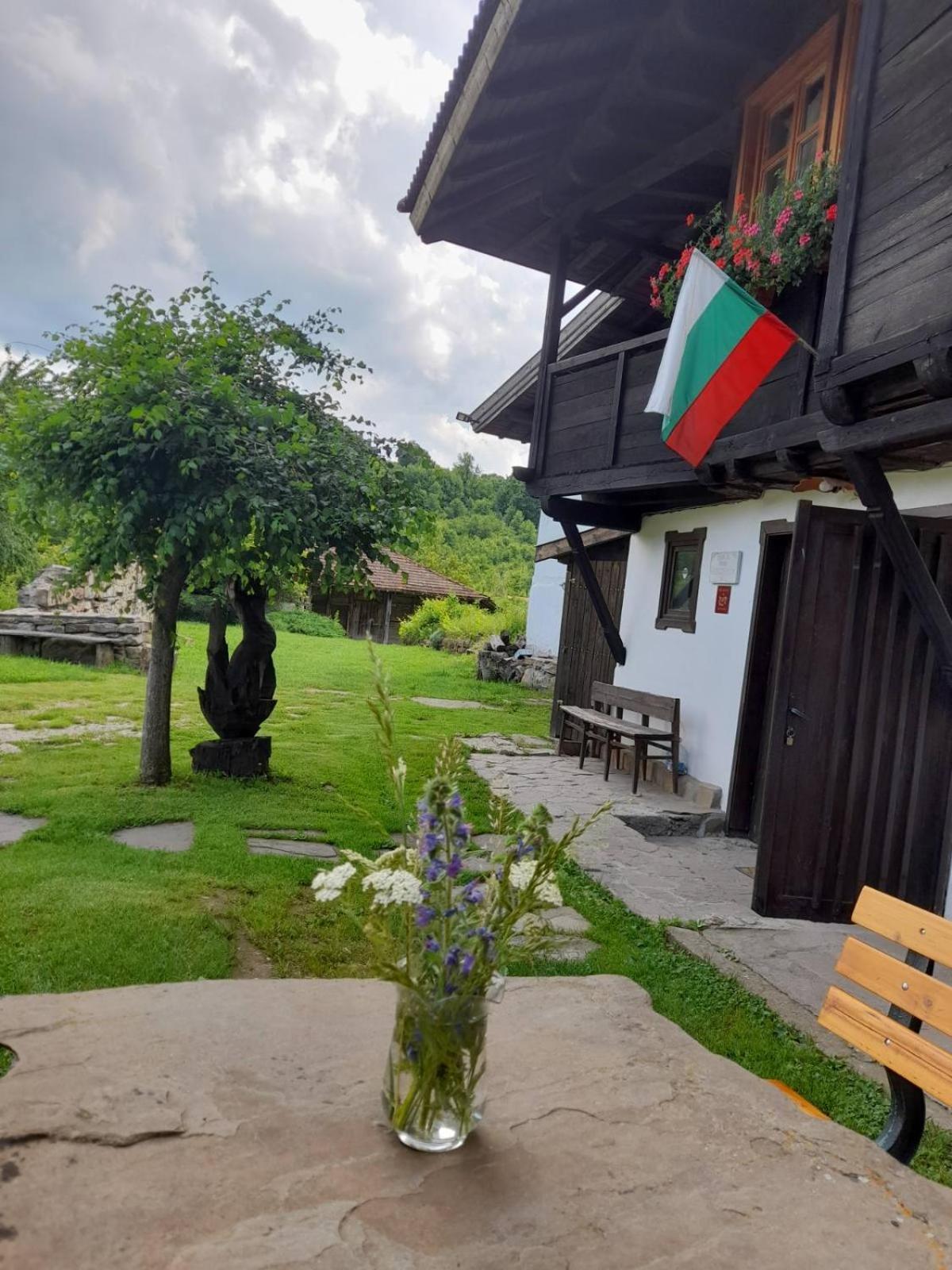 Kandaphery Guest Houses Miykovtsi エクステリア 写真